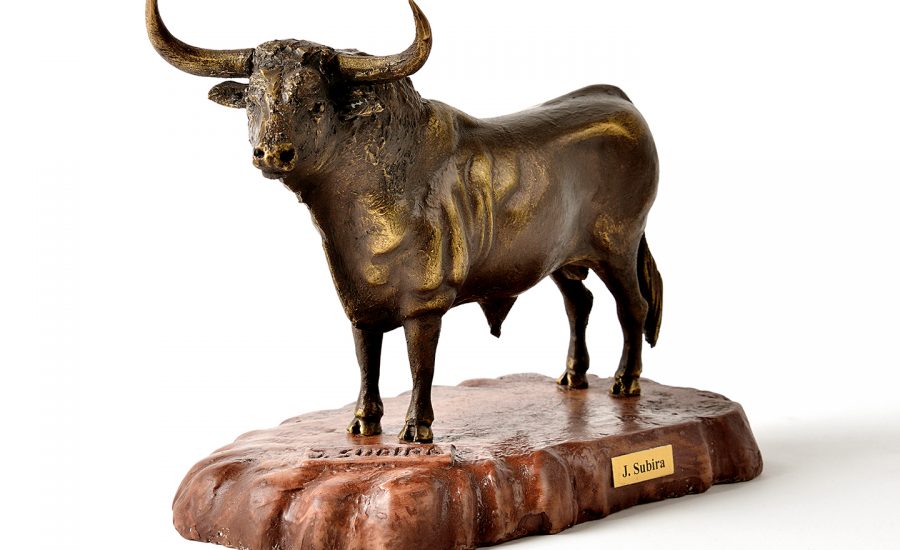 Toro en estampa de Bronce